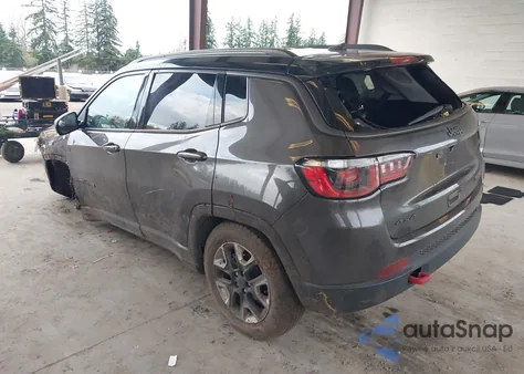 2018 Jeep Compass Trailhawk 4X4 z USA, uszkodzony, nr VIN 3C4NJDDB5JT465531